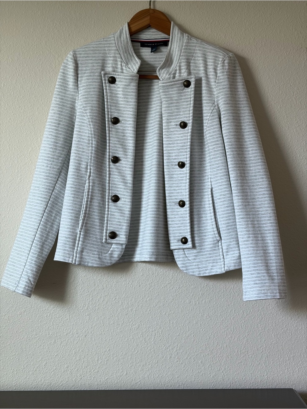 Tommy Hilfiger  Women’s Band Style Jacket In White &Light Gray Stripes Medium